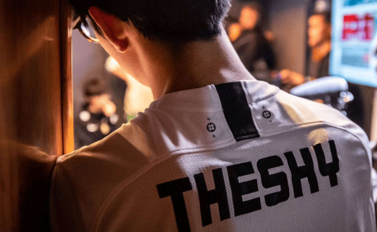 则更贴近一 则更贴近一