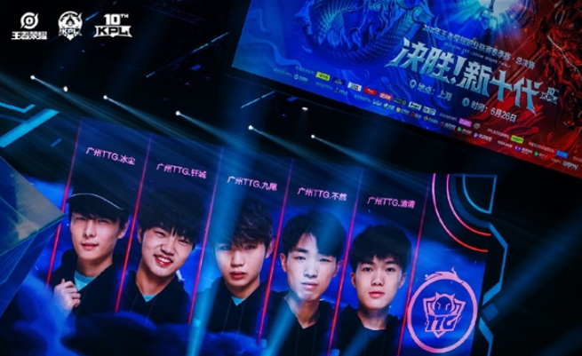 新加坡精英 新加坡精英