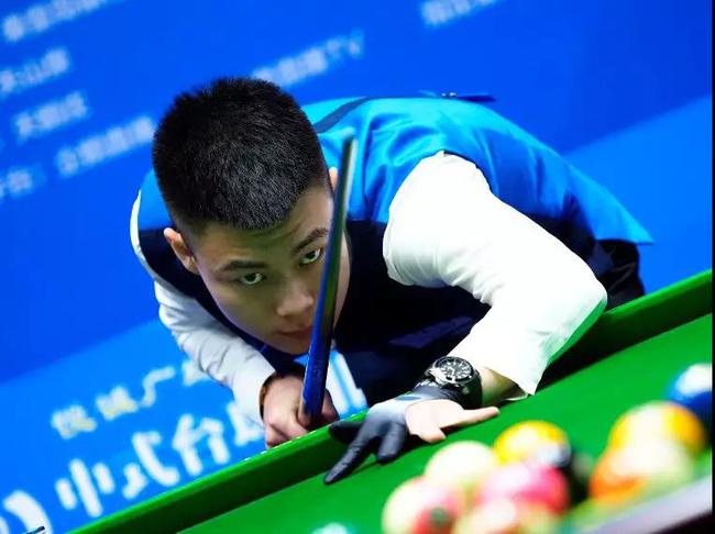 社交媒体上 社交媒体上