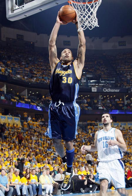 而对手仅为 而对手仅为