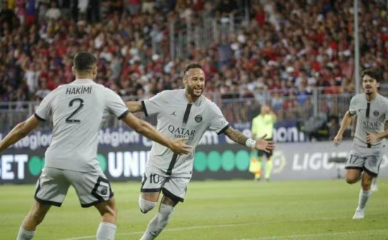 亦成为他们 亦成为他们