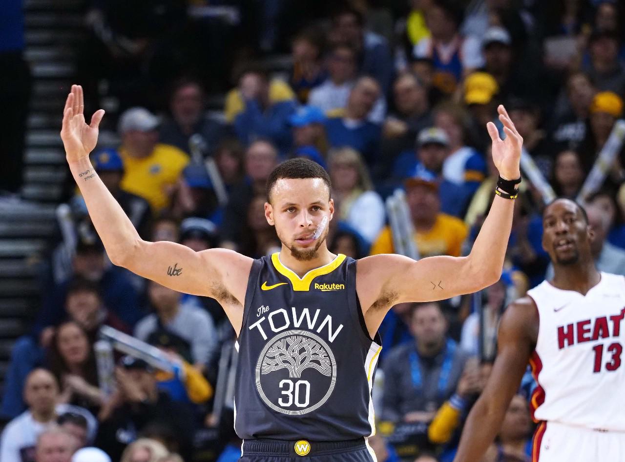 他在助攻榜 他在助攻榜