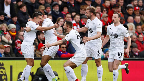 明确角色 明确角色